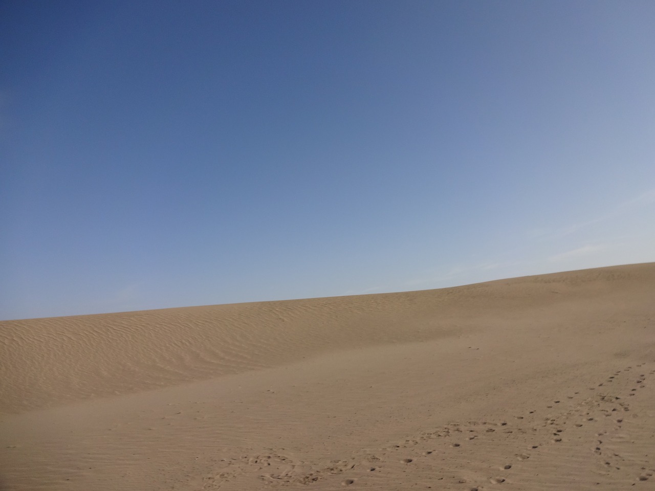 desert  dunhuang  mingsha free photo