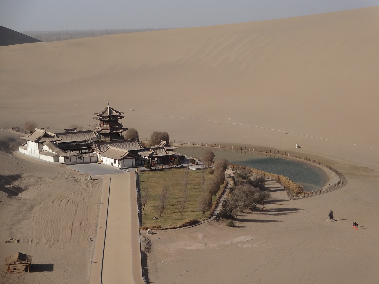 desert  dunhuang  crescent lake free photo