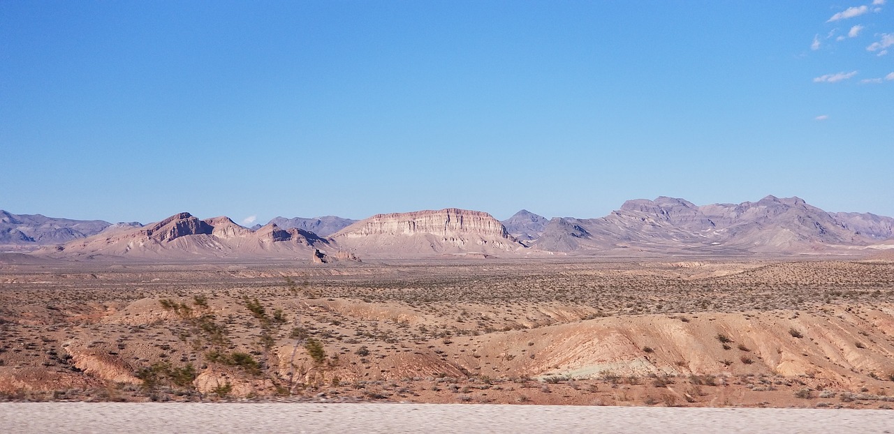 desert  red rock  lake mead national park free photo