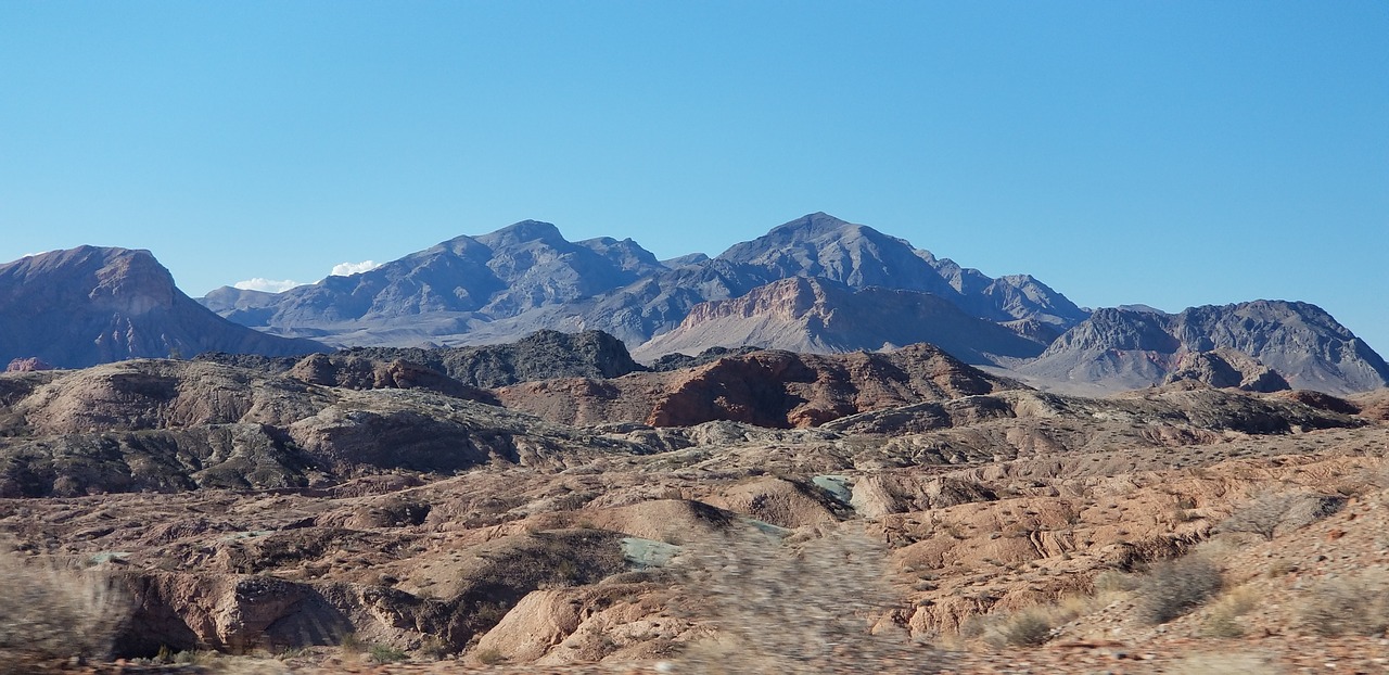 desert  red rock  lake mead national park free photo