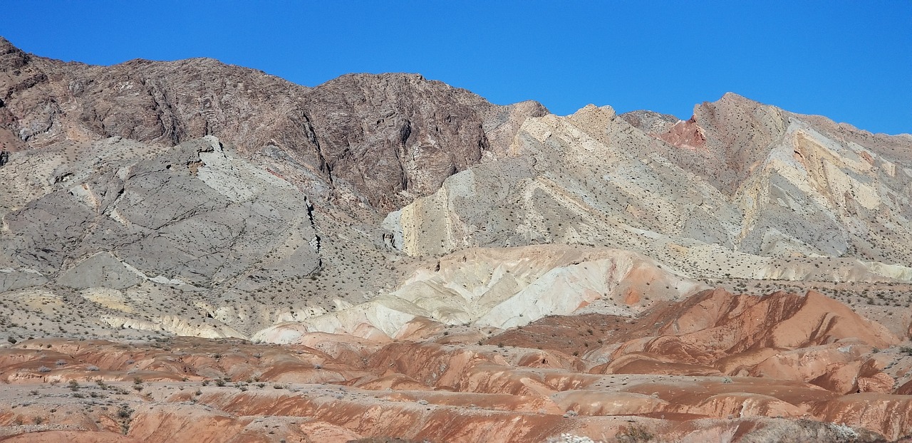 desert  red rock  lake mead national park free photo