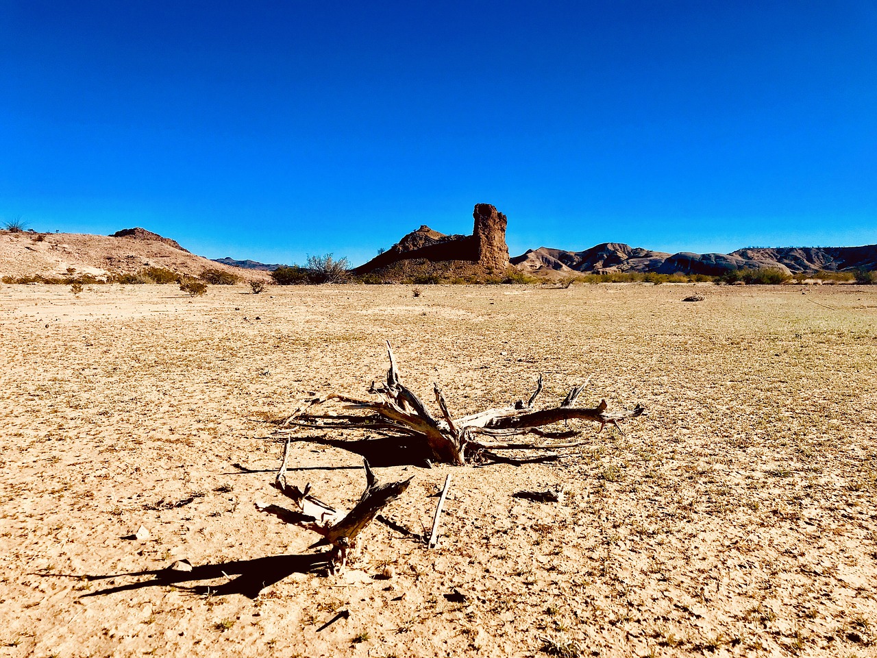 desert  dry  blue sky free photo