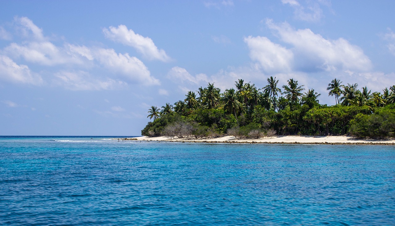 desert island  maldives  sky free photo