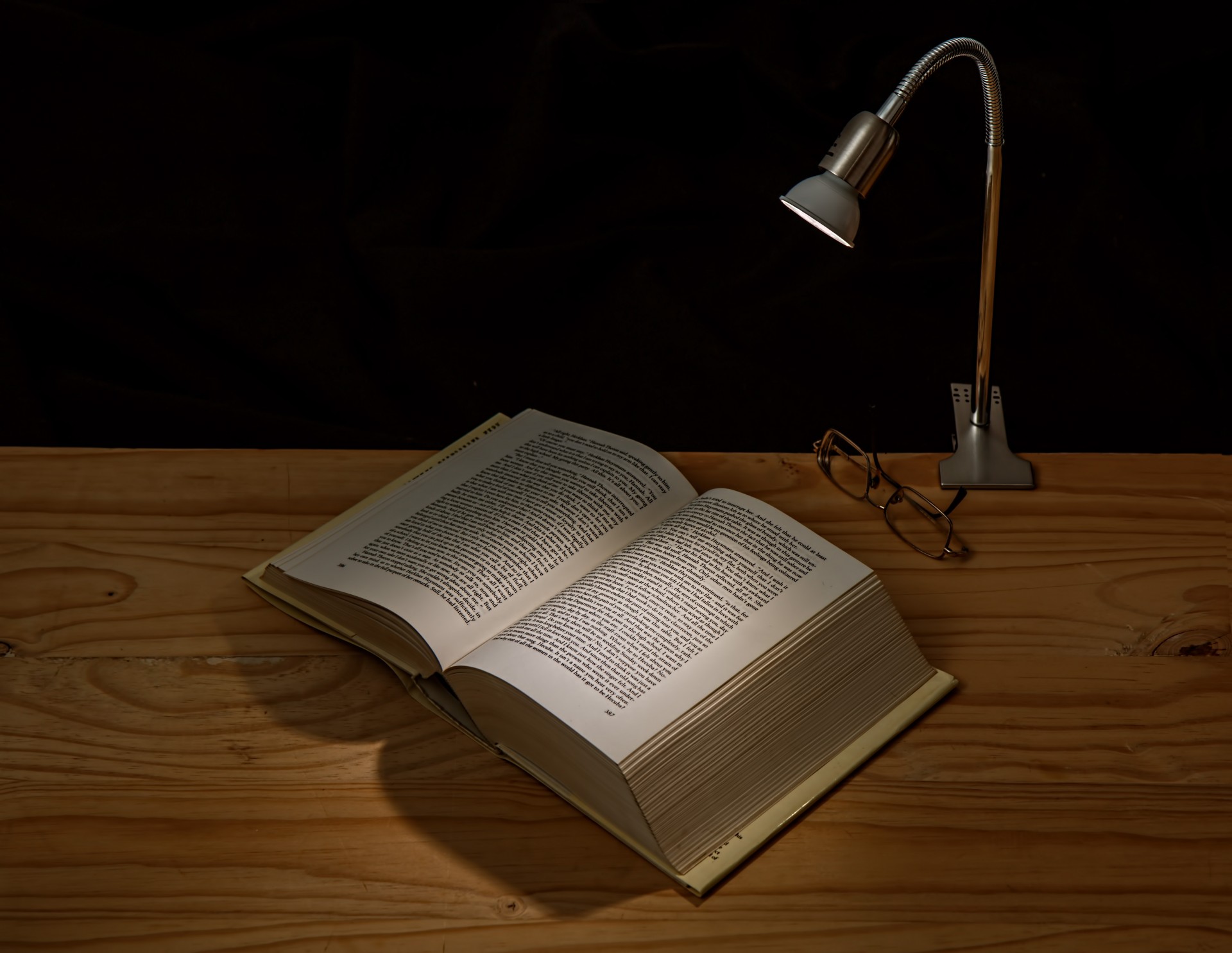 book desk lamp spectacles free photo