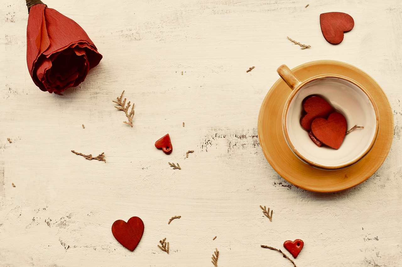 desktop background  coffee table  romance free photo