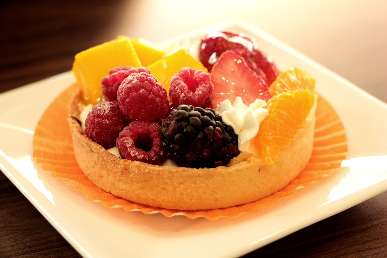 dessert berries fruits tart free photo