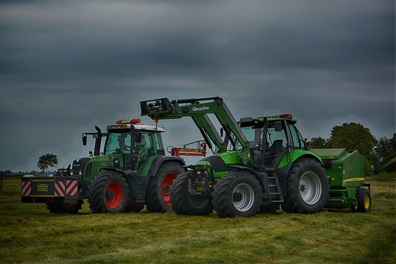 deutz  tractors  tractor free photo