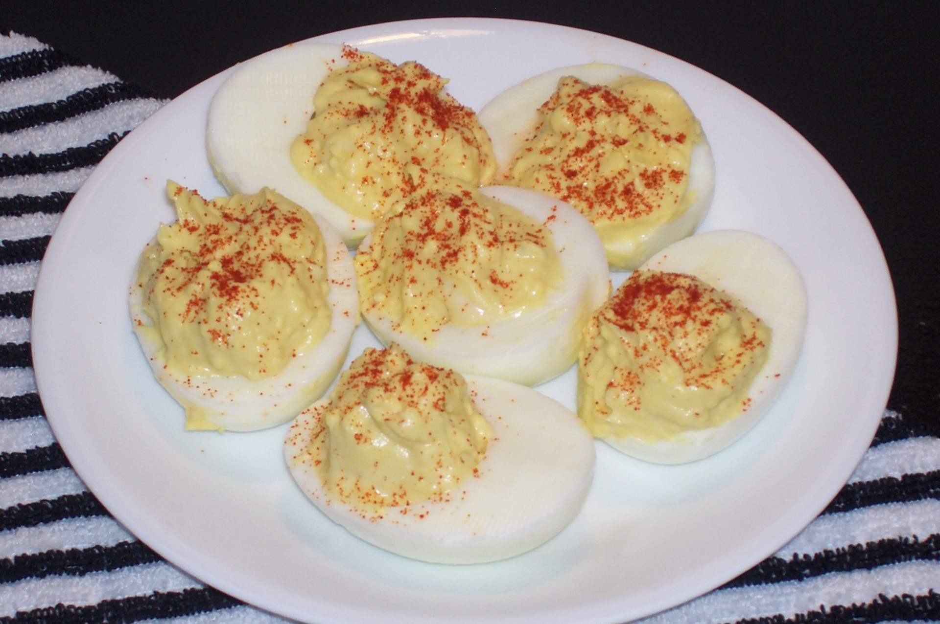 food appetizers deviled eggs free photo