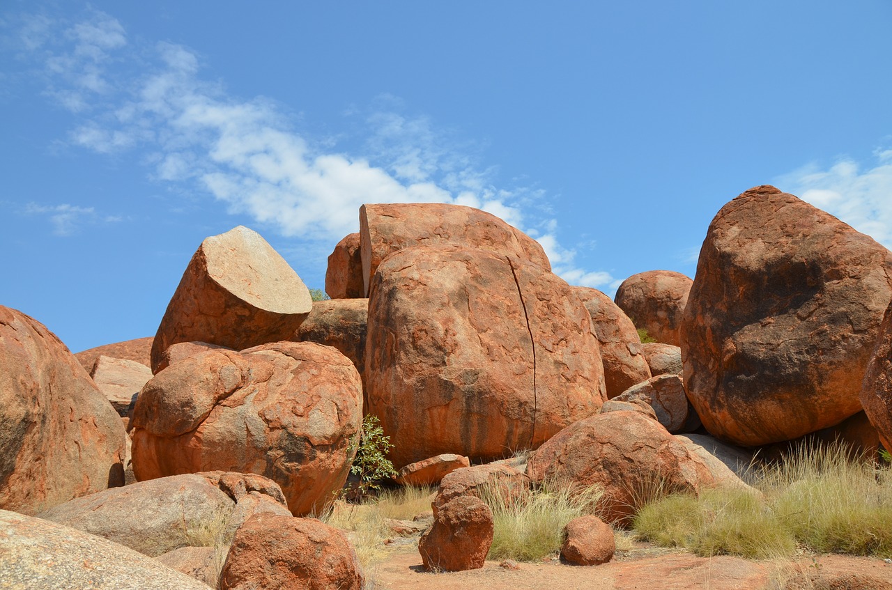 devils marbles karlu karlu rocks free photo