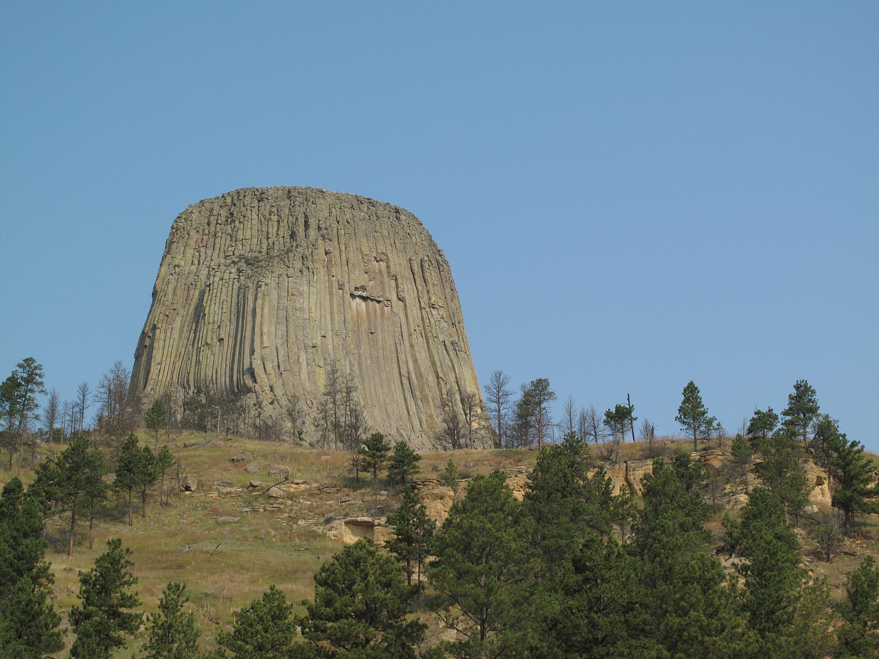 devil's tower wyoming national free photo