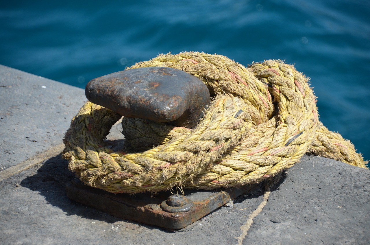 dew bollard rope free photo