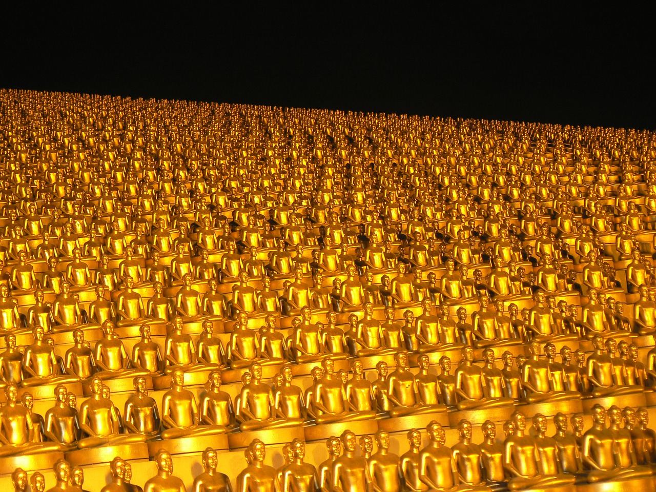 dhammakaya pagoda more than million free photo
