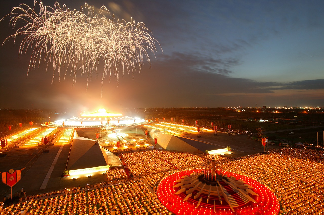 dhammakaya pagoda fireworks phra dhammakaya free photo