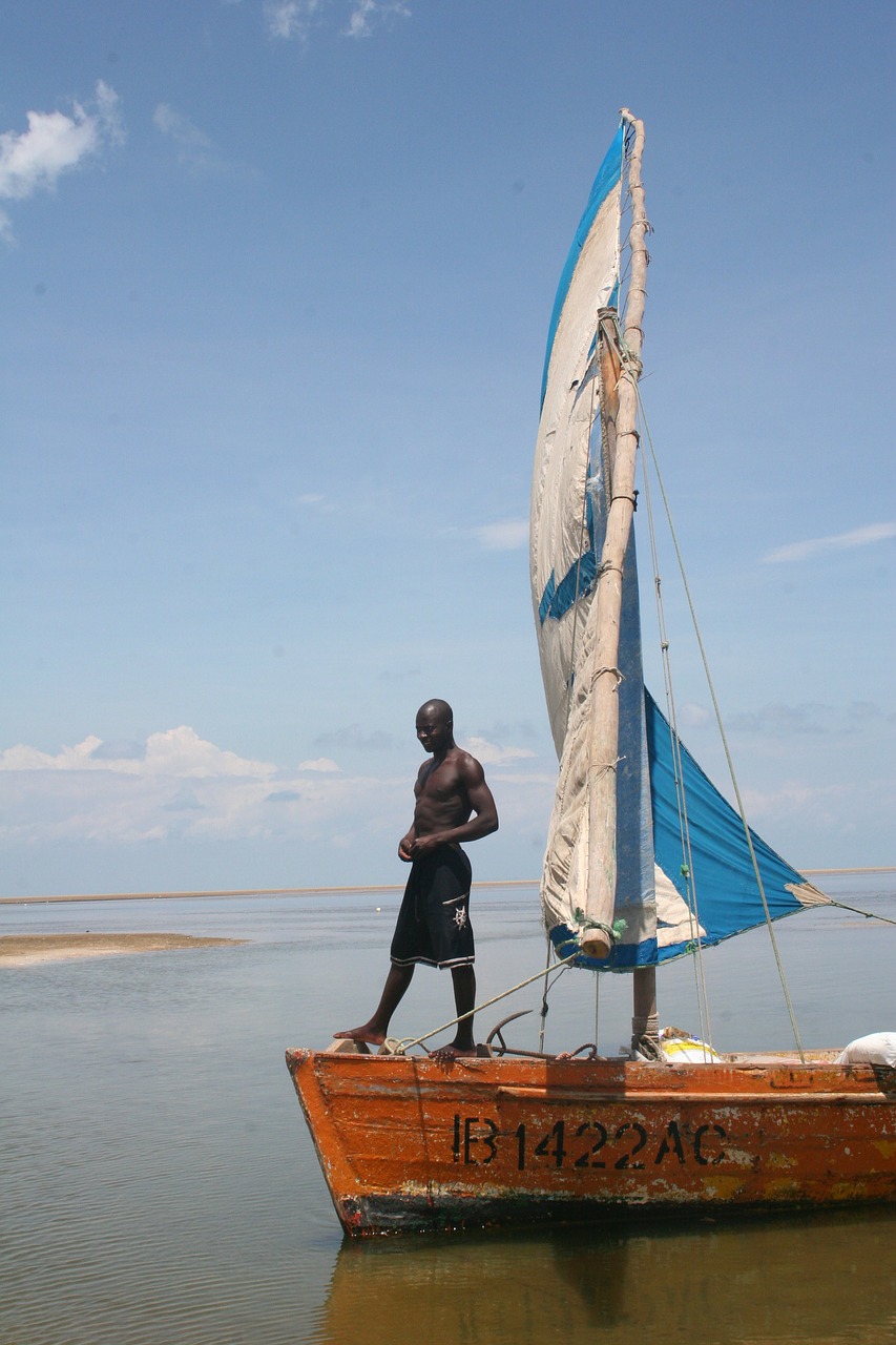 dhow mozambique boat free photo