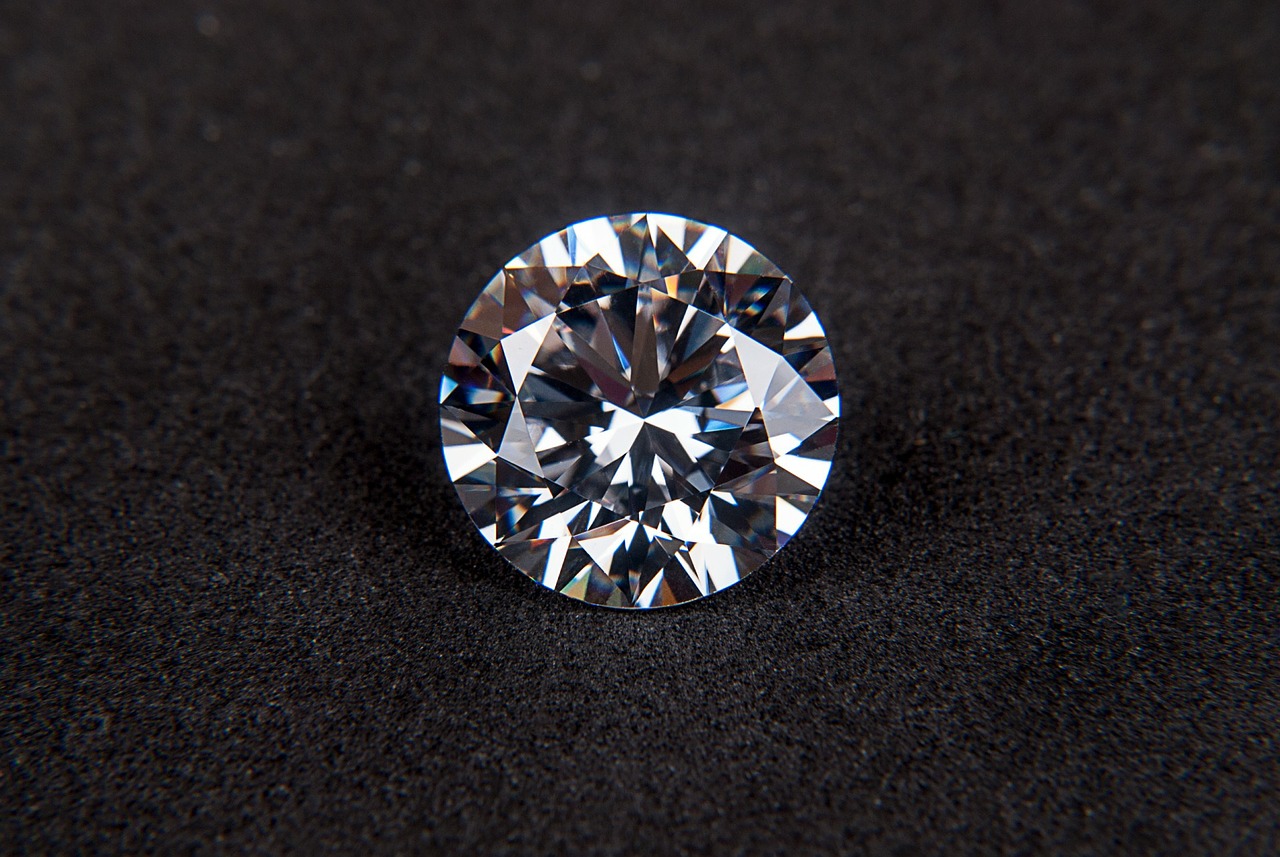 diamond gem cubic zirconia free photo