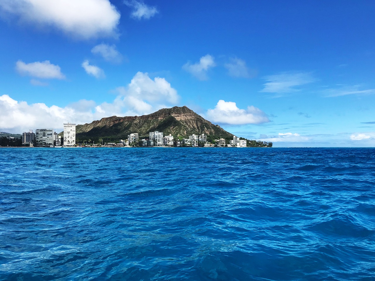 diamond head  waikiki  mamala bay free photo