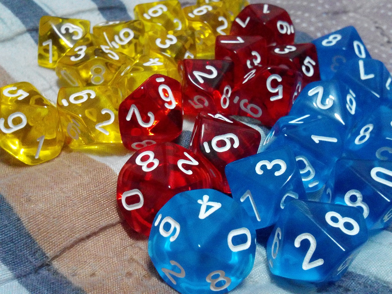 dice toys dice ten page free photo