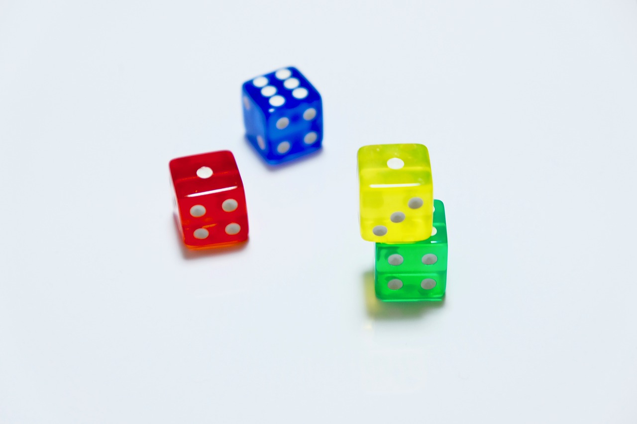 dices  small  colorful free photo