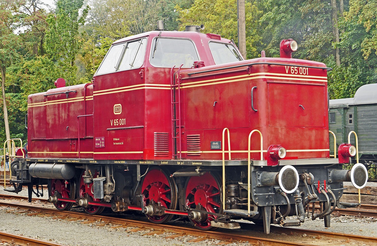 diesel locomotive rarity operational free photo