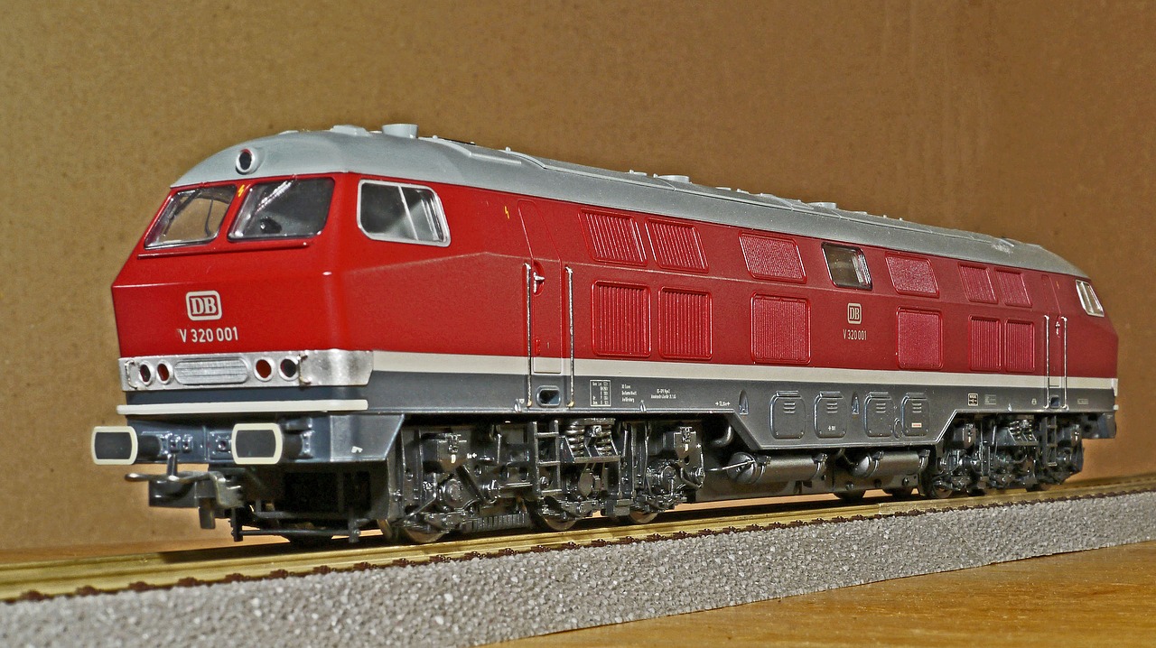 diesel locomotive model scale h0 free photo