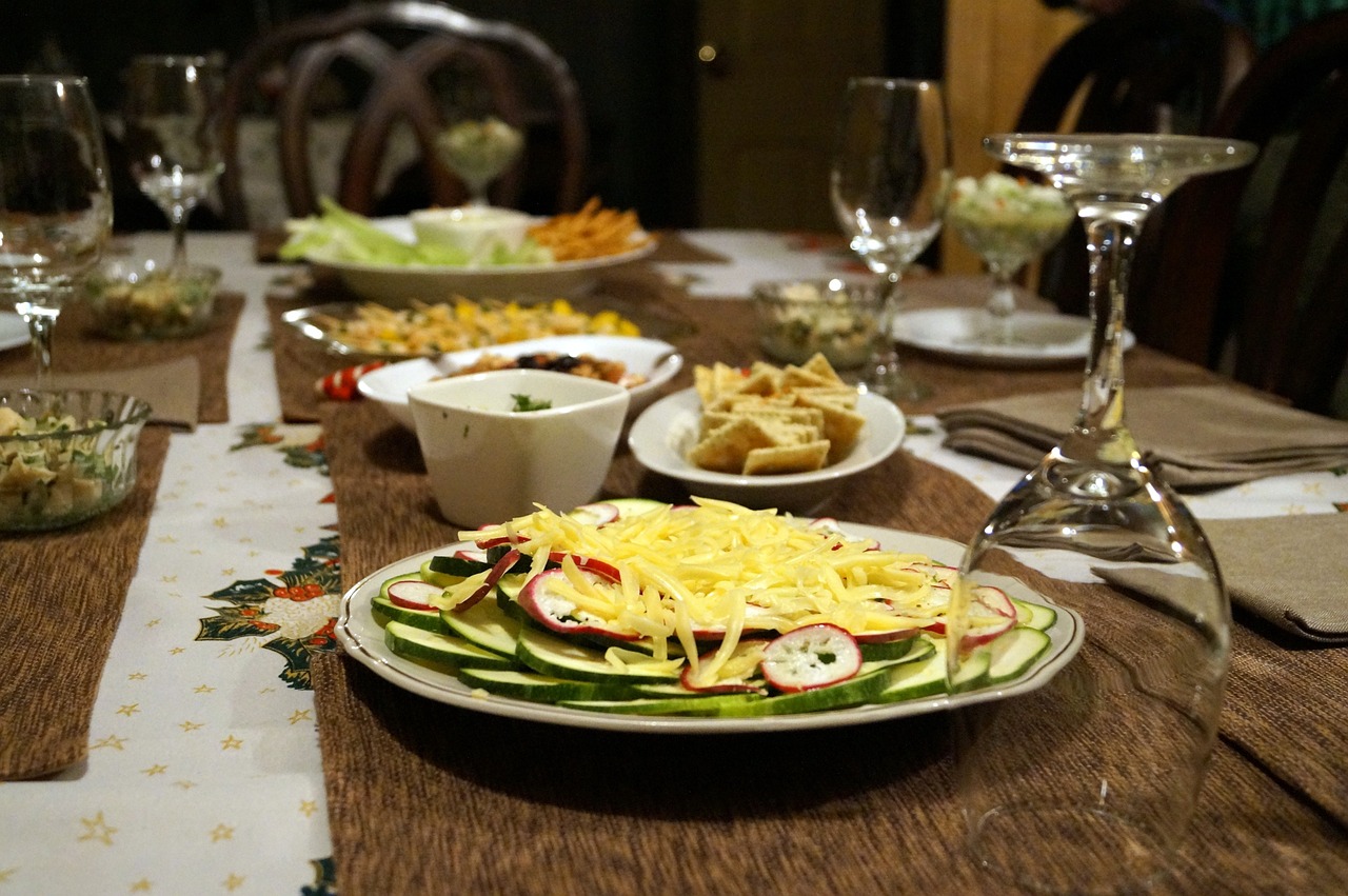 dinner food dining room free photo