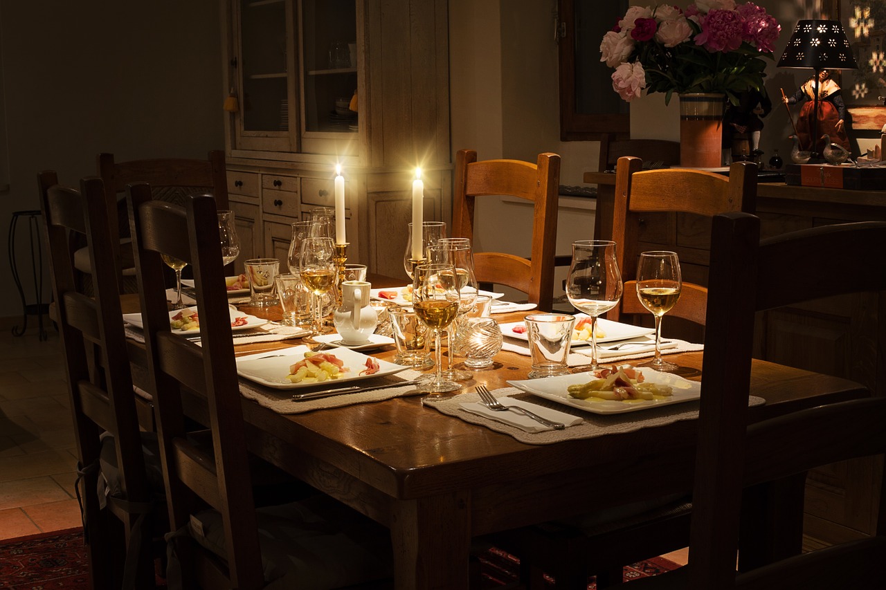 dinner table fancy dinner table table free photo