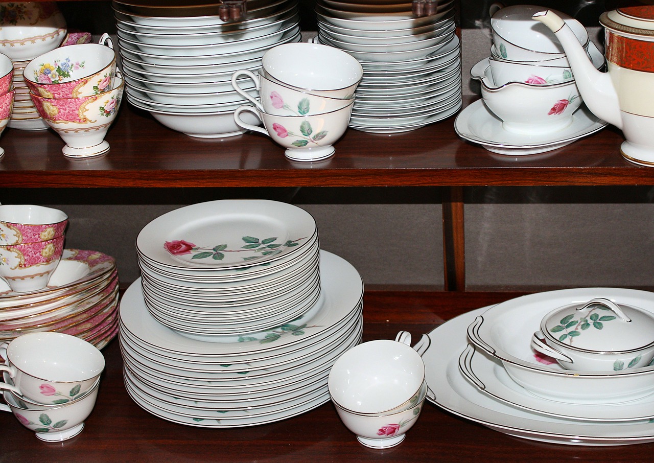 dinnerware china porcelain free photo