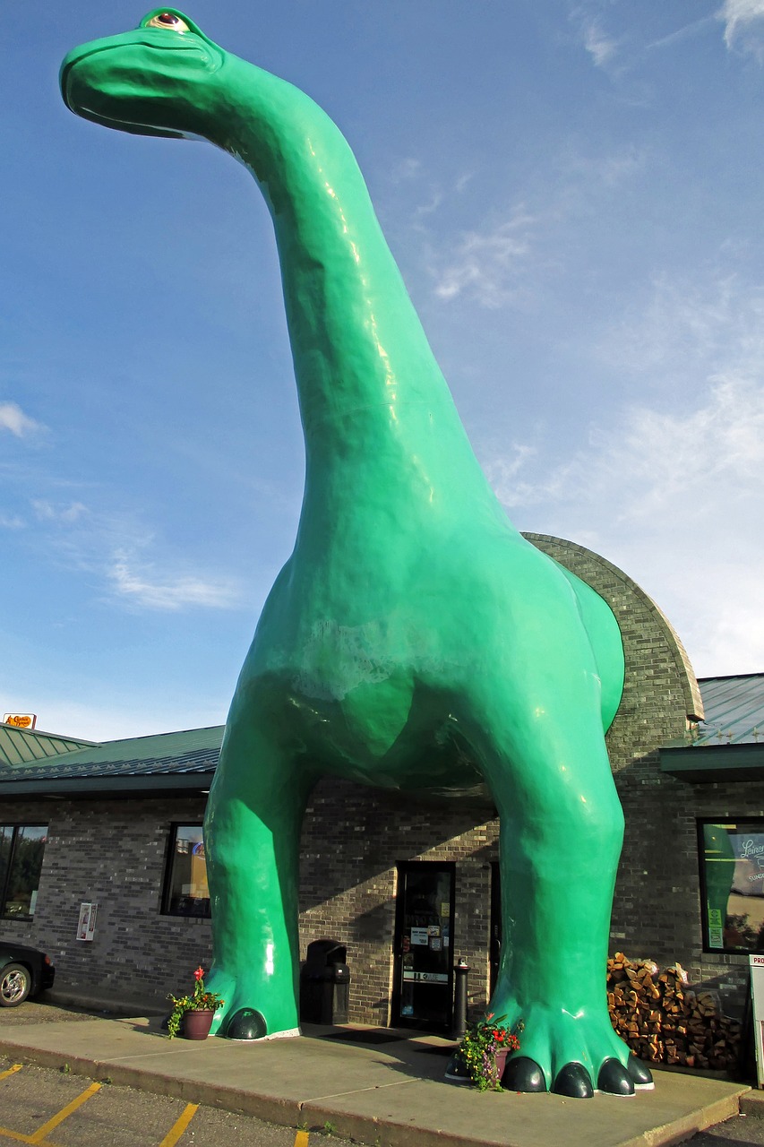 dinosaur brontosaurus plaster free photo