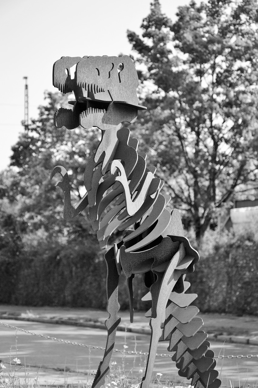 dinosaur sculpture dino free photo