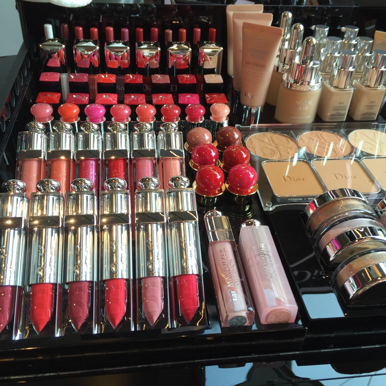 cosmetics lipstick shop free photo