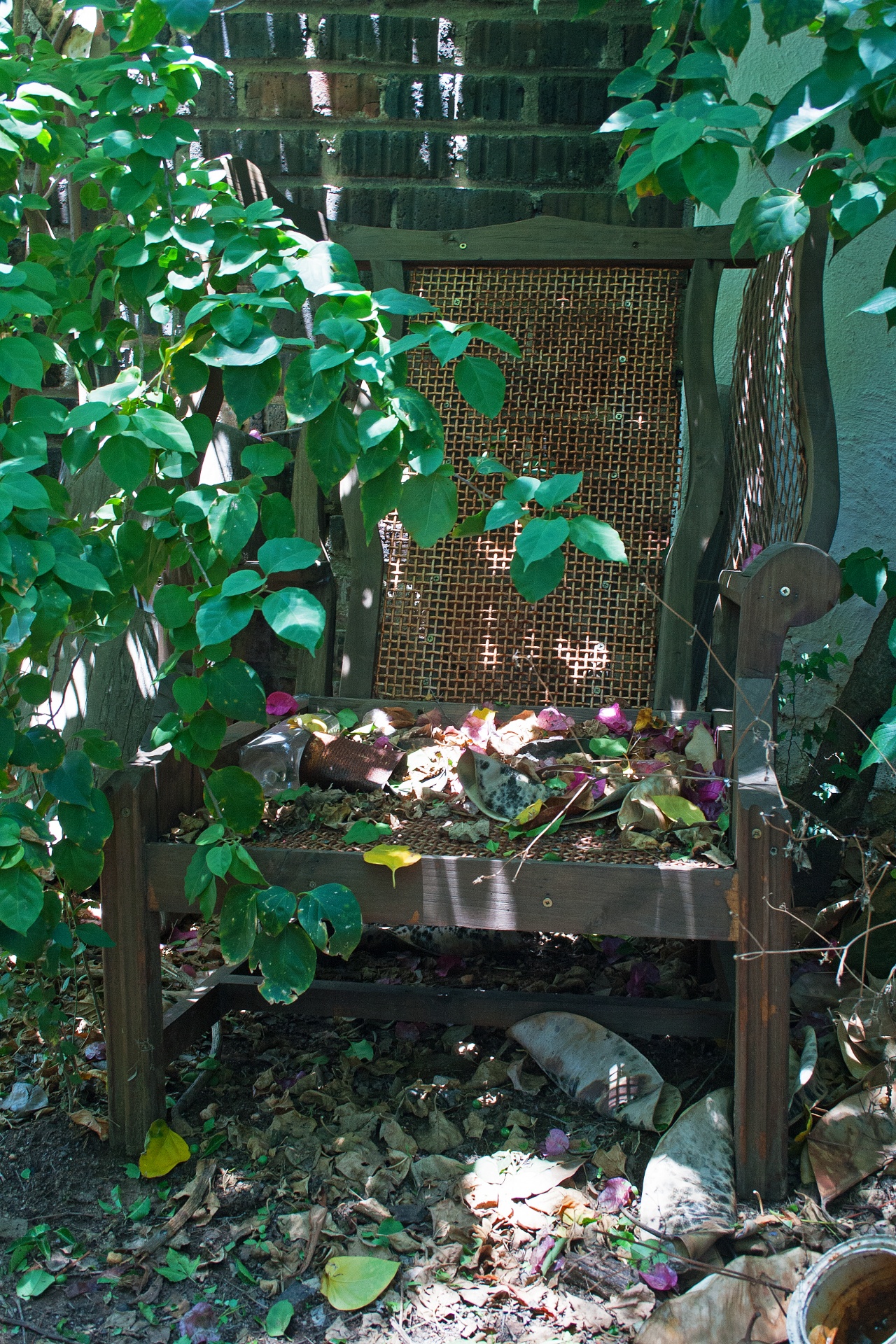 chair old forgotten free photo