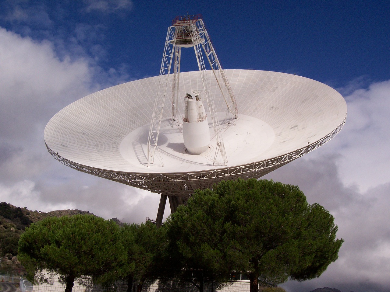 dish radio telescope antenna free photo