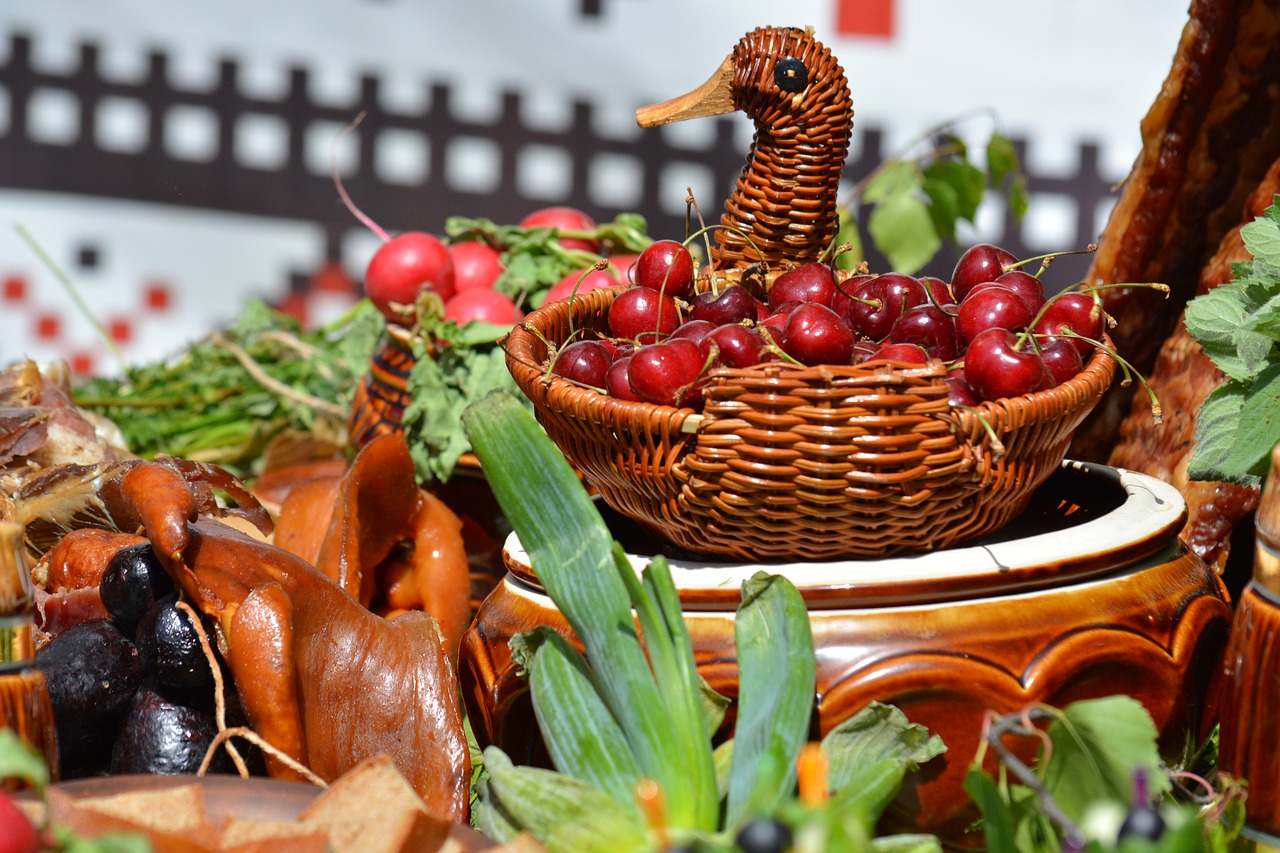 dishes tableful food free photo