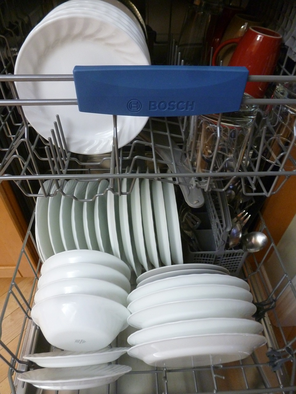 dishwasher interior dishes free photo