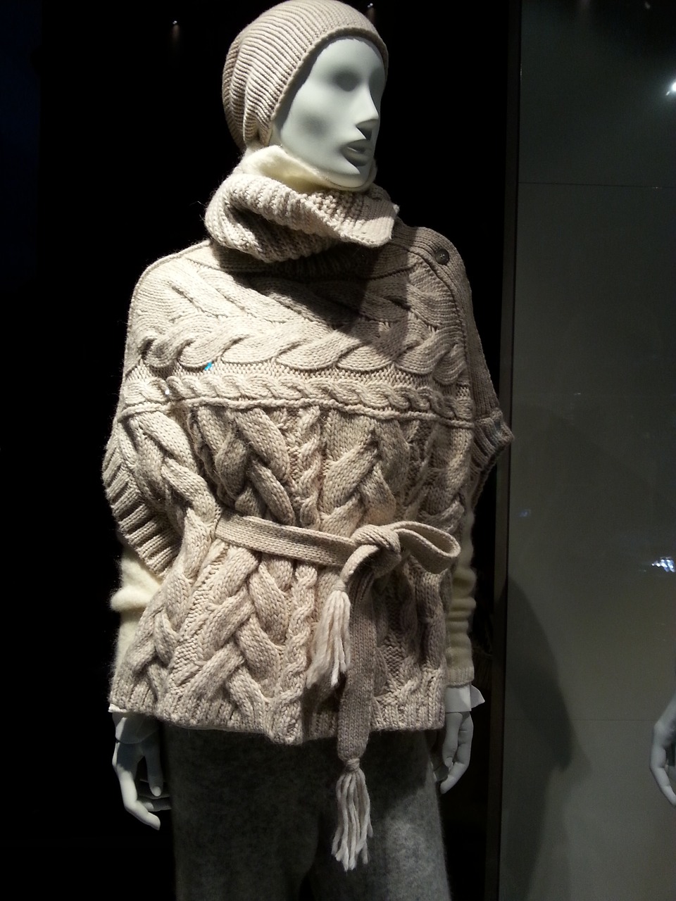 display dummy knitwear wool free photo