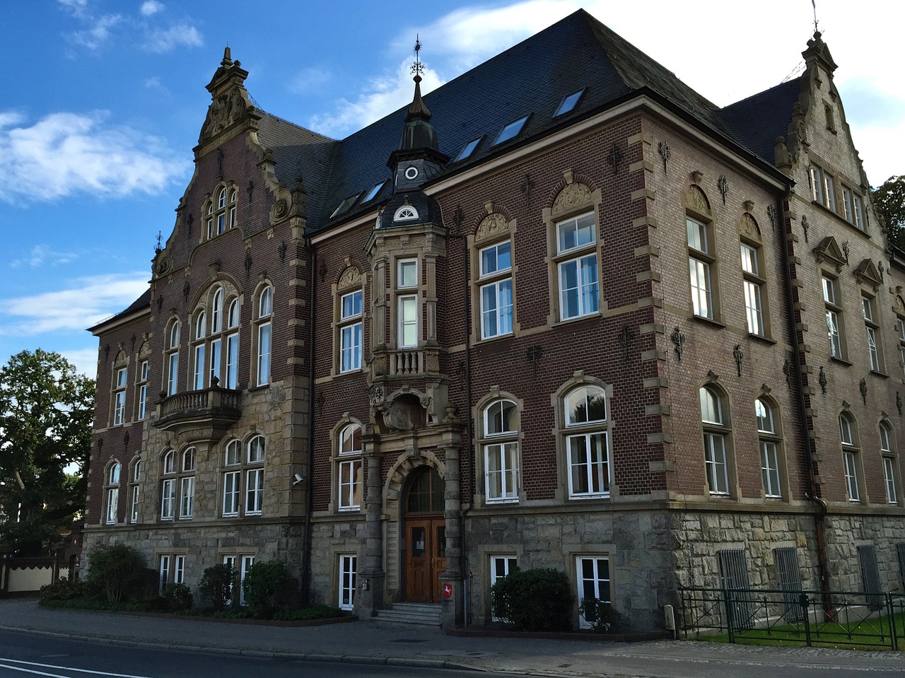 district court brick delmenhorst free photo