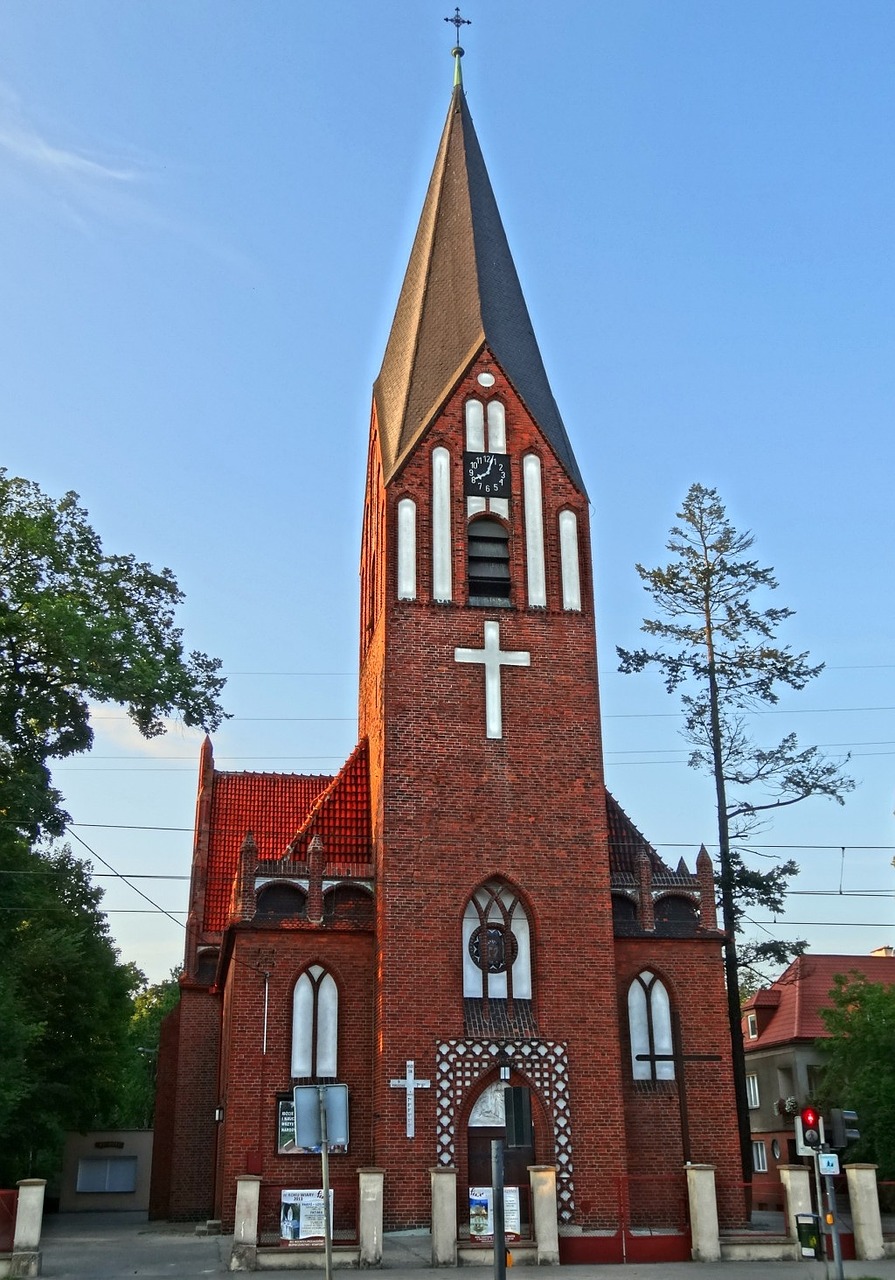 divine mercy church bydgoszcz tower free photo