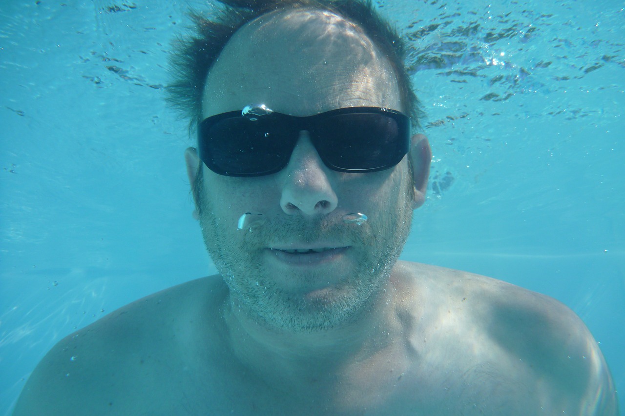 diving apnea swimming pool free photo