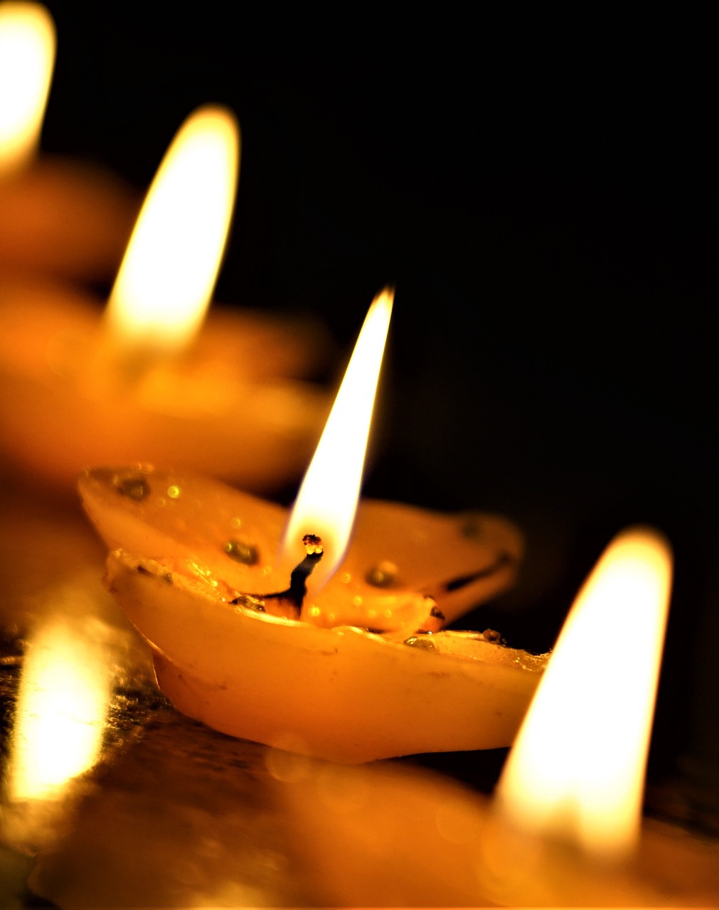 Download free photo of Diwali, deepavali, happy diwali, diya, indian - from  