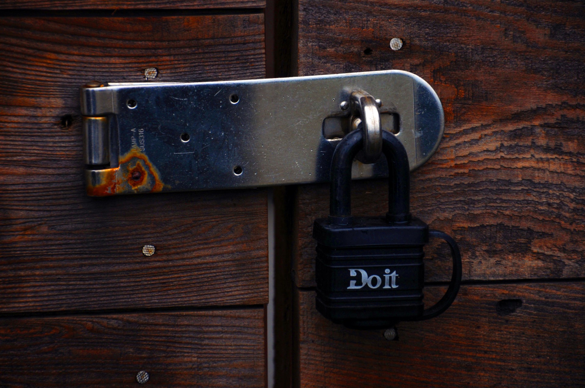 lock door padlock free photo