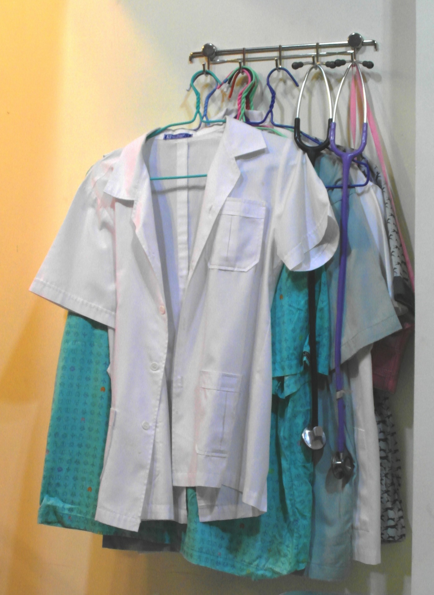 doctors doctor clothes free photo