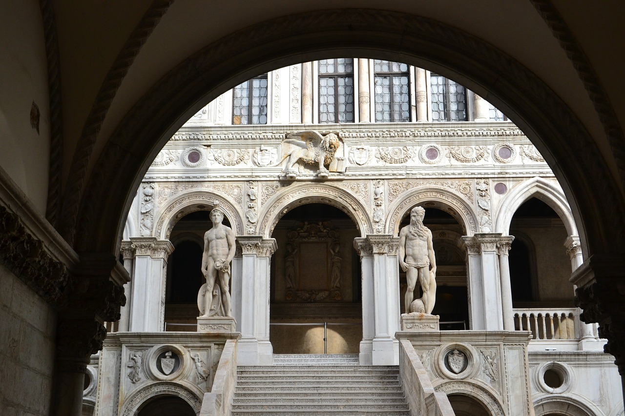 doge palace venice italy free photo