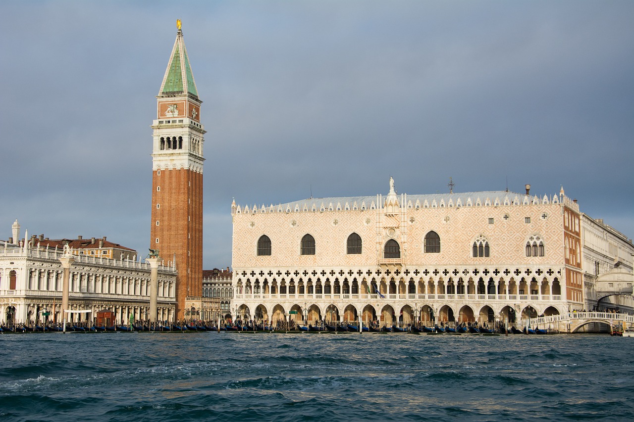 doge's palace venice church free photo