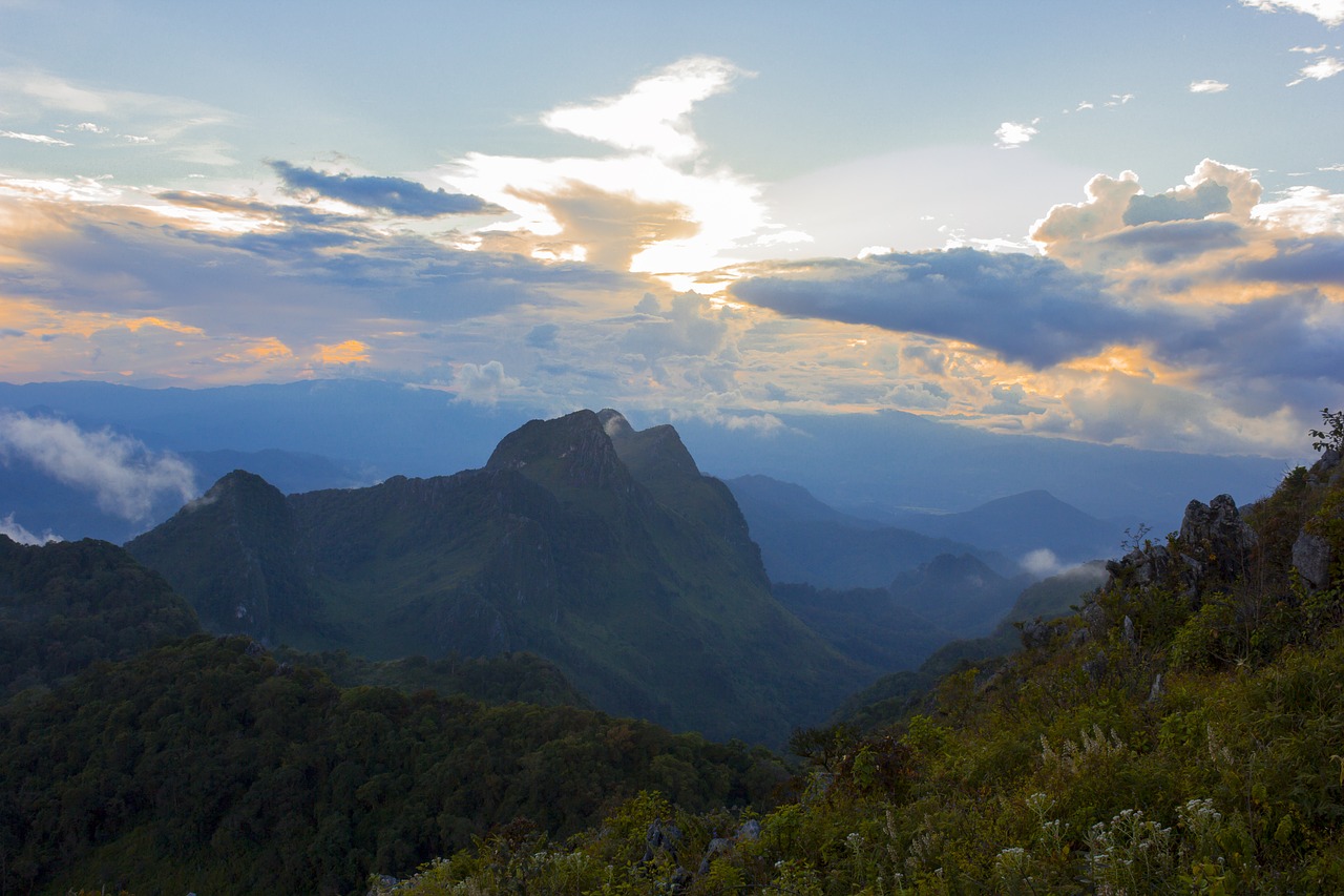 doi chiang dao  doi luang chiang dao  mountan free photo