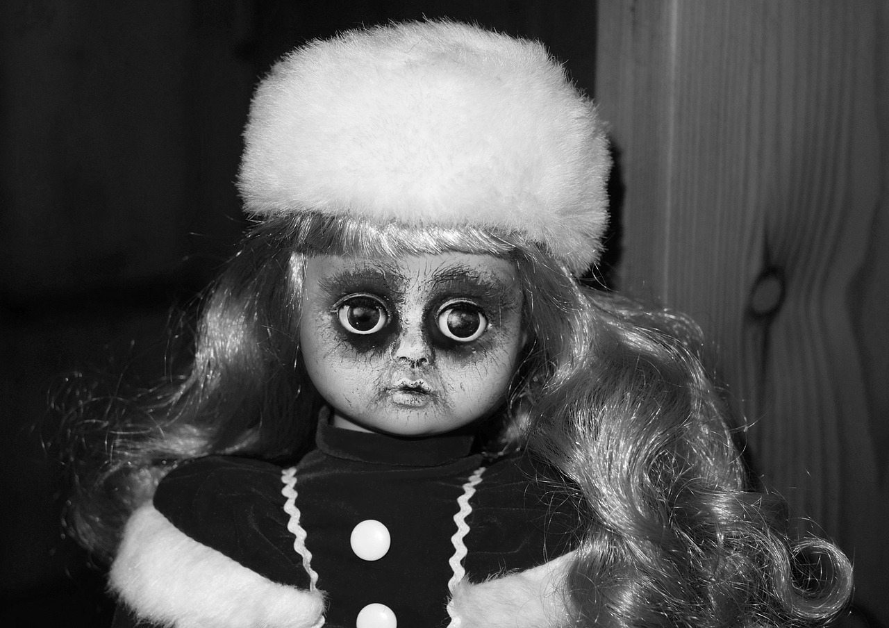 doll face horror free photo