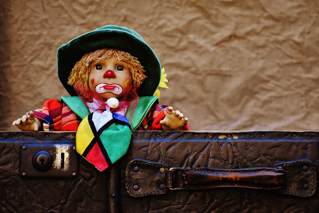doll clown farewell free photo