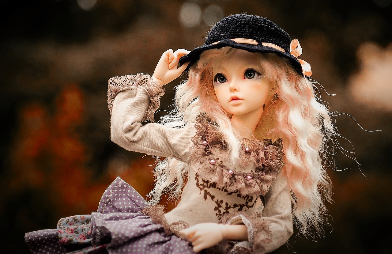 doll winters hat free photo