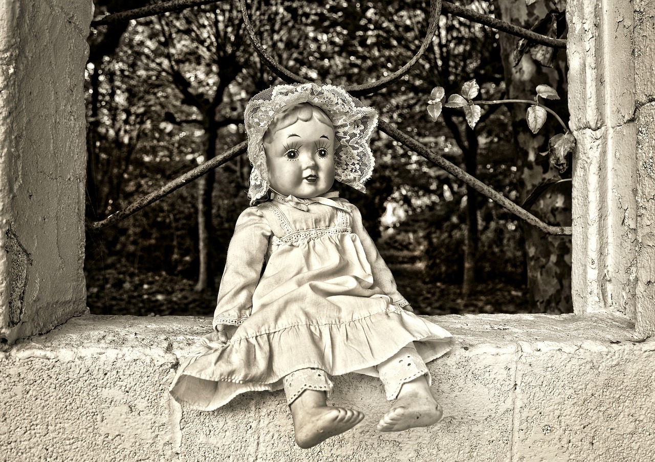 doll porcelain doll vintage doll free photo