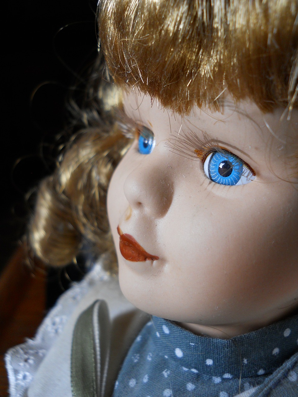 doll face portrait free photo