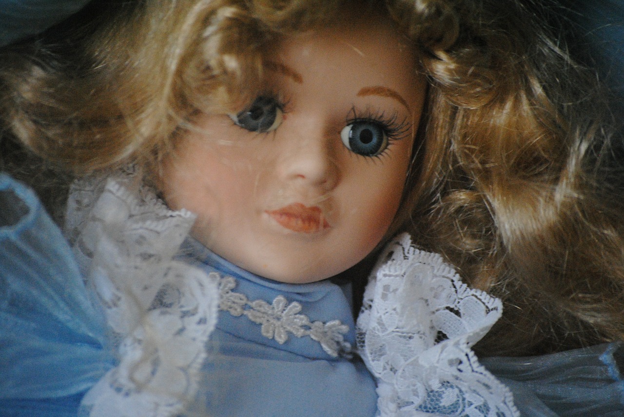 doll porcelain antique free photo